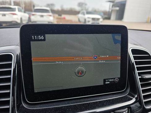 Used 2019 Mercedes-Benz GLS 550 4MATIC image 2