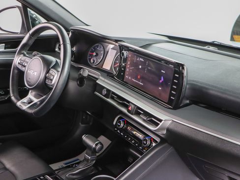 Used 2023 Kia K5 GT-Line image 25