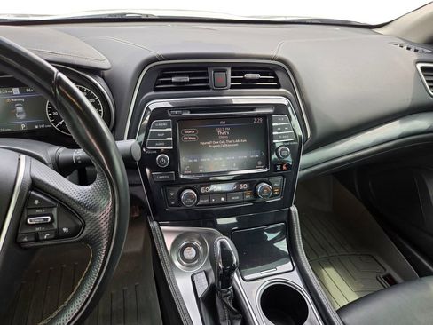 Used 2021 Nissan Maxima Platinum w/ Sport Mat Group FWD image 21