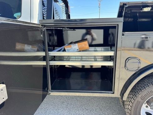 New 2024 Ford F550 4x4 SuperCab Super Duty w/ XLT Value Package image 30