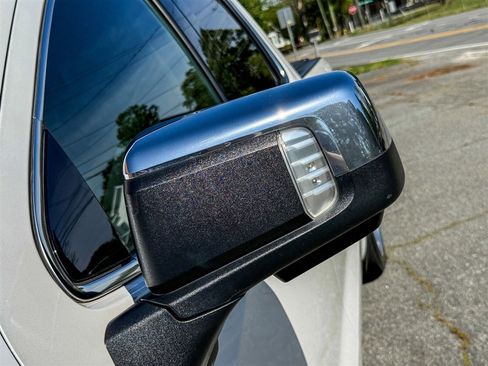 Used 2021 GMC Sierra 1500 Denali w/ Denali Ultimate Package image 16