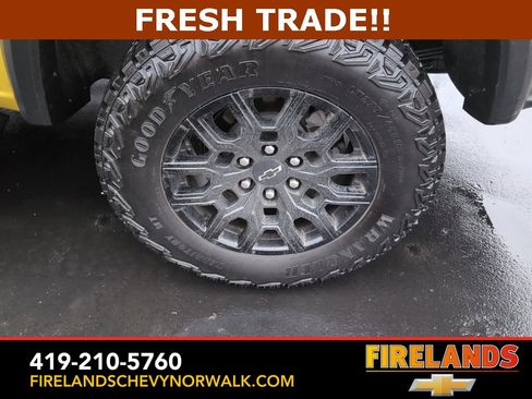 Used 2023 Chevrolet Colorado Trail Boss w/ Technology Package image 19