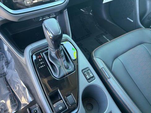 Used 2025 Subaru Crosstrek 2.5i Limited w/ Crosstrek Mirror Package image 29