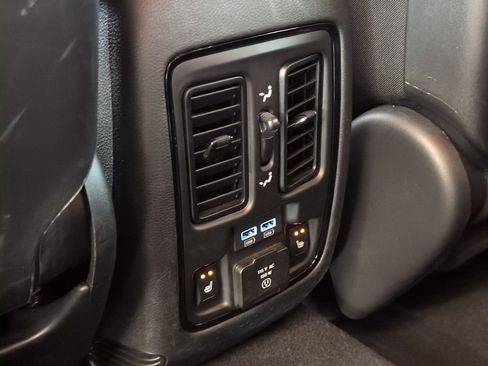 Used 2024 Dodge Durango GT AWD/4WD image 22