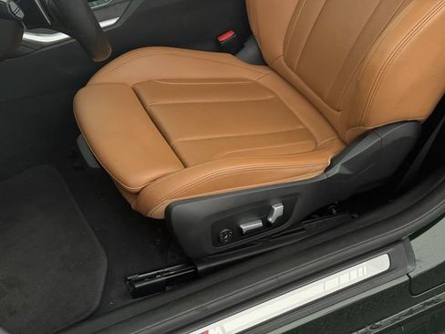 Used 2024 BMW 430i Coupe w/ M Sport Package RWD image 14