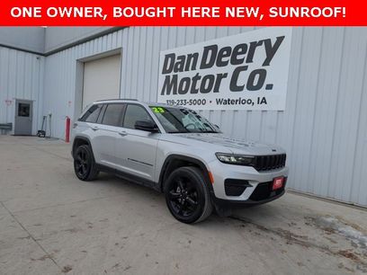 Used 2023 Jeep Grand Cherokee Altitude
