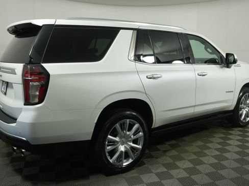 Used 2022 Chevrolet Tahoe High Country AWD/4WD image 3