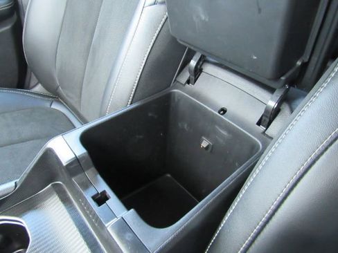 Used 2025 Jeep Grand Cherokee Altitude image 50