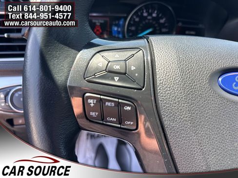 Used 2017 Ford Explorer XLT w/ Equipment Group 202A AWD/4WD image 16