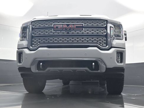 Used 2020 GMC Sierra 2500 Denali w/ Denali Ultimate Package AWD/4WD image 41