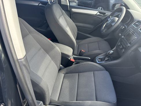 Used 2012 Volkswagen Golf w/ Convenience Package image 13