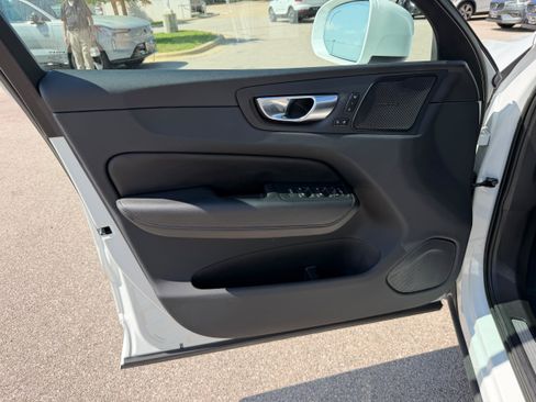 Certified 2023 Volvo XC60 B5 Plus w/ Protection Package Premier FWD image 23