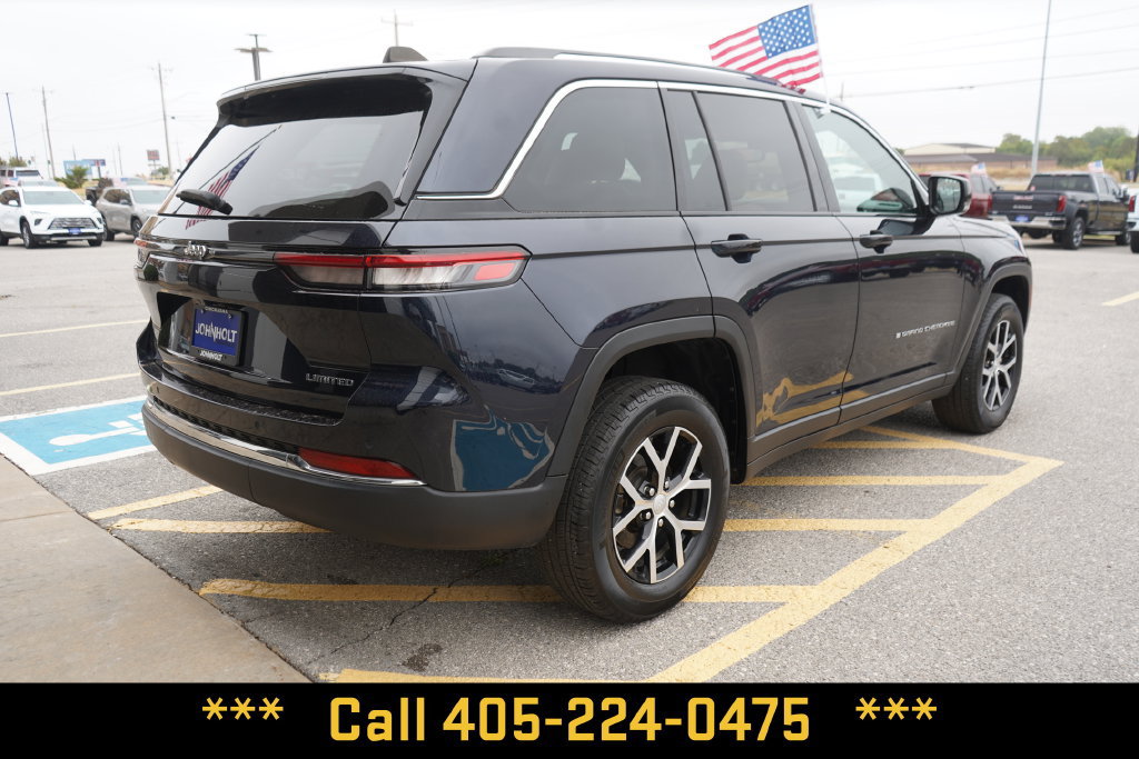 Used 2023 Jeep Grand Cherokee Limited RWD image 10