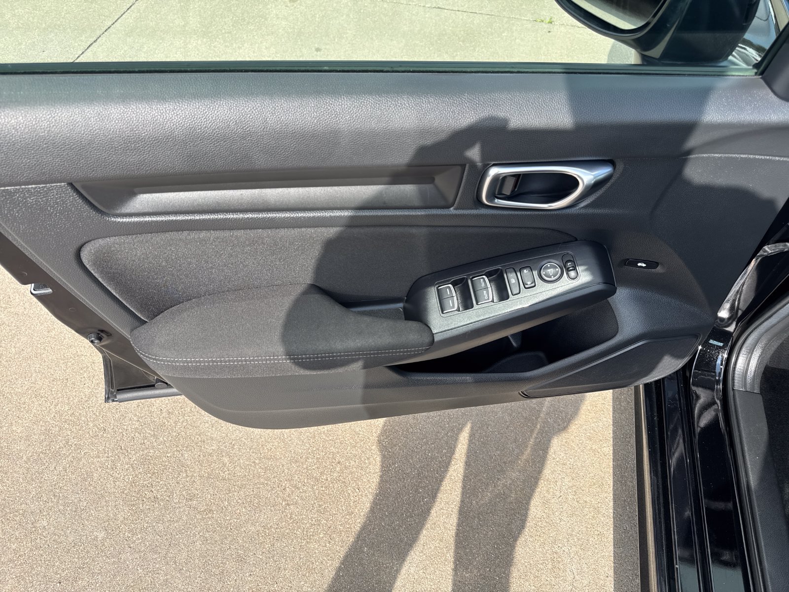 Used 2025 Honda Civic LX image 21