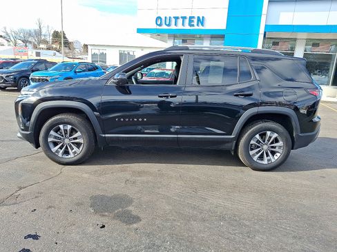 Used 2025 Chevrolet Equinox LT w/ Convenience Package II image 8