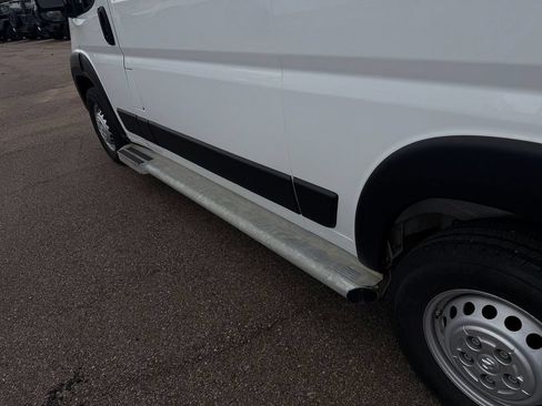 Used 2025 RAM ProMaster 2500 w/ U-Haul Equipment Group FWD image 8
