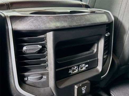 Used 2020 RAM 1500 Big Horn AWD/4WD image 25