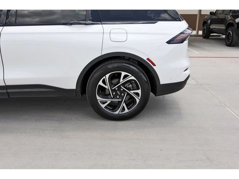 Used 2024 Lincoln Nautilus Premier w/ Jet Appearance Package AWD/4WD image 30