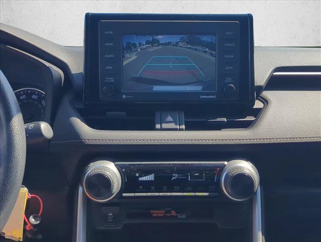 Used 2022 Toyota RAV4 LE FWD image 19