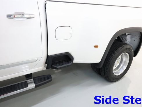 Used 2025 Chevrolet Silverado 3500 High Country w/ High Country Premium Package image 51