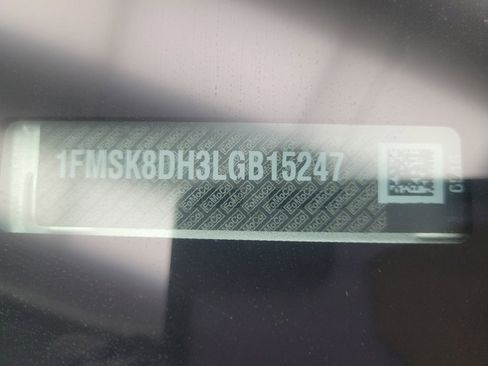 Used 2020 Ford Explorer XLT w/ Class III Trailer Tow Package image 33