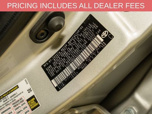 Used 2025 Toyota Corolla LE FWD image 19