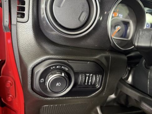 Used 2022 Jeep Wrangler Unlimited Sport image 24