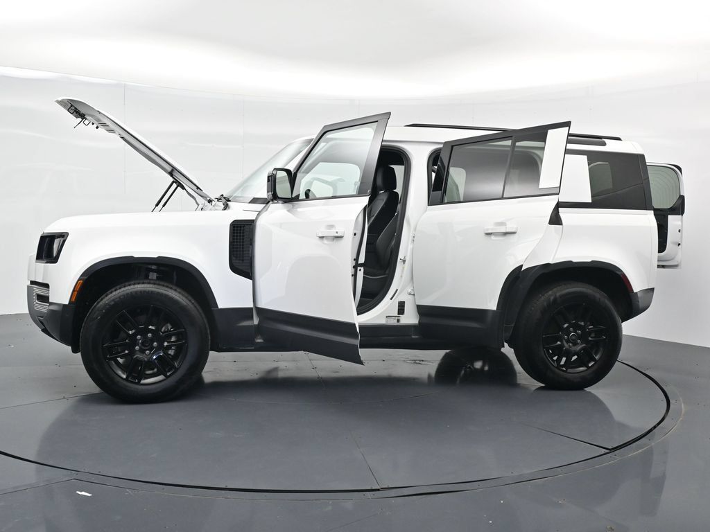 Used 2025 Land Rover Defender 110 S AWD/4WD image 20