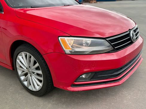 Used 2015 Volkswagen Jetta SE FWD image 5