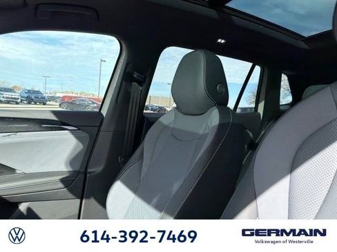 New 2026 Volkswagen Tiguan SE R-Line image 20