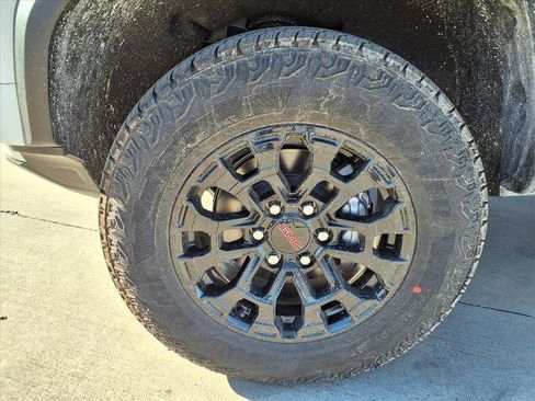 New 2026 GMC Canyon Elevation w/ Convenience Package image 21