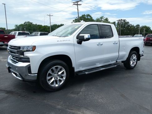 Certified 2019 Chevrolet Silverado 1500 LTZ w/ LTZ Plus Package AWD/4WD image 9