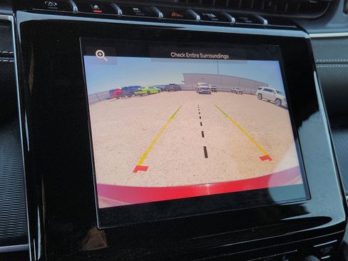 Used 2024 Jeep Grand Cherokee L Laredo image 14