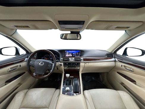 Used 2017 Lexus LS 460 F Sport image 17