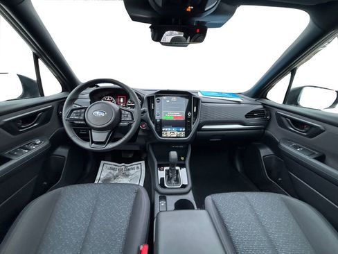 Used 2025 Subaru Forester Premium image 16