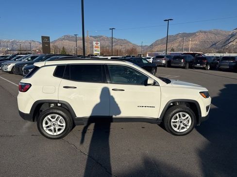Used 2020 Jeep Compass Sport w/ Cold Weather Group image 4