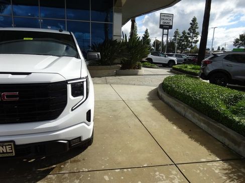 New 2026 GMC Sierra 1500 Elevation AWD/4WD image 31