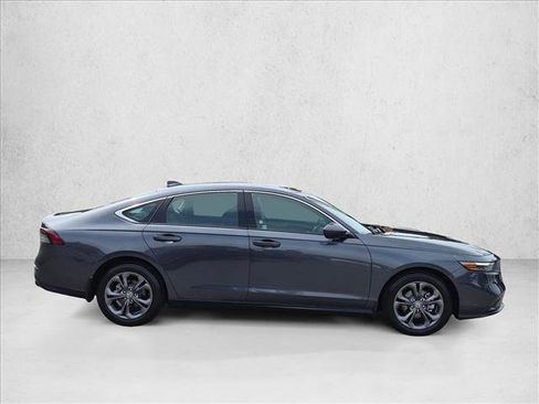 Used 2023 Honda Accord EX image 4