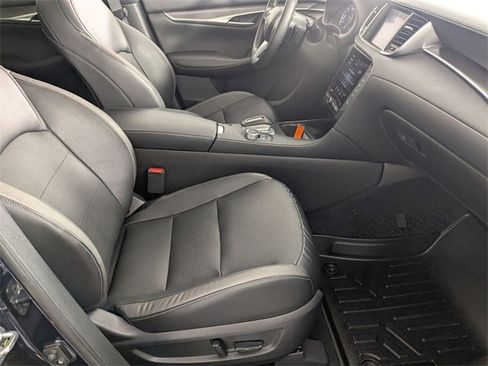 Used 2023 INFINITI QX50 Luxe w/ Cargo Package image 34