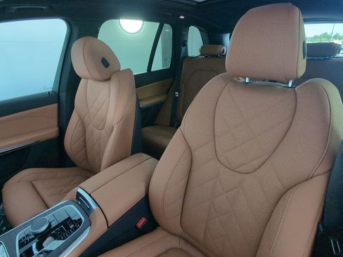 Used 2026 BMW X5 sDrive40i w/ Premium Package image 23