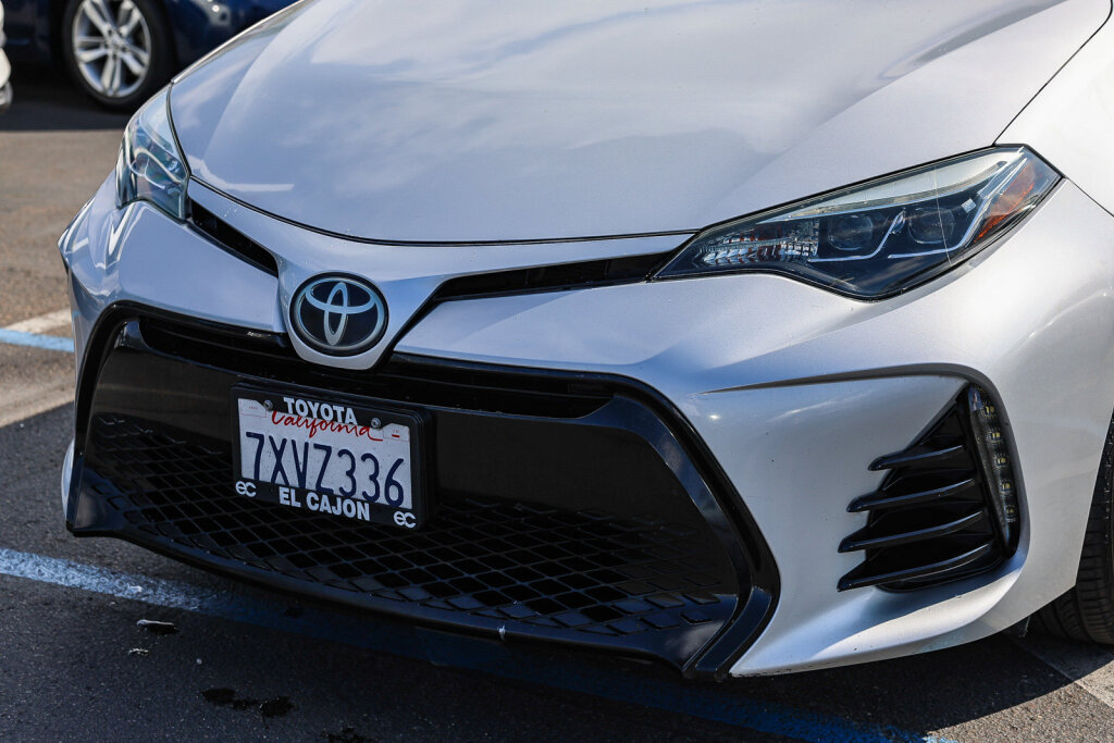 Used 2017 Toyota Corolla SE w/ Protection Package FWD image 18