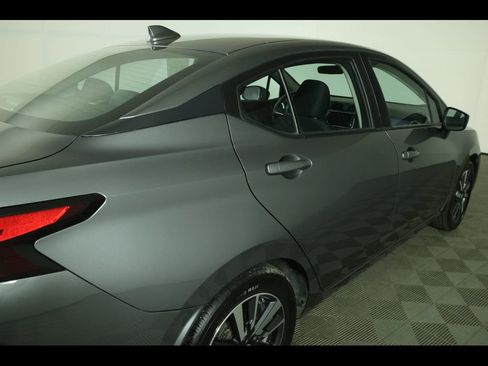Used 2025 Nissan Versa SV FWD image 17