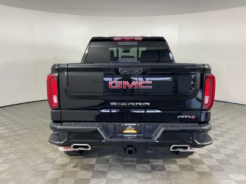New 2026 GMC Sierra 1500 AT4 w/ AT4 Premium Package AWD/4WD image 18