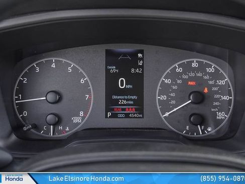Used 2025 Toyota Corolla Cross L FWD image 25