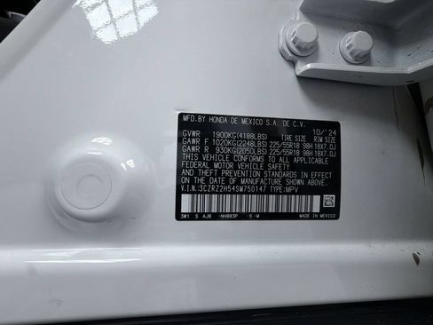 Used 2025 Honda HR-V Sport image 15