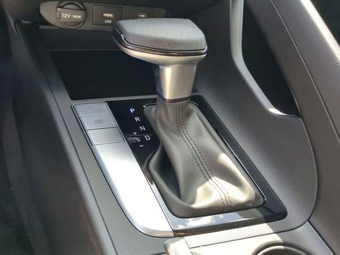 New 2026 Hyundai Elantra SE FWD image 31