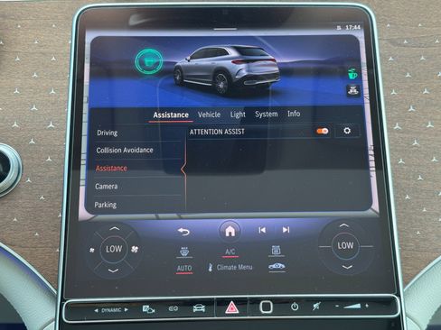 Used 2023 Mercedes-Benz EQE 500 4MATIC SUV image 32