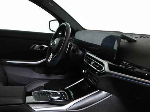 Used 2023 BMW 330i xDrive Sedan w/ Premium Package AWD/4WD image 32