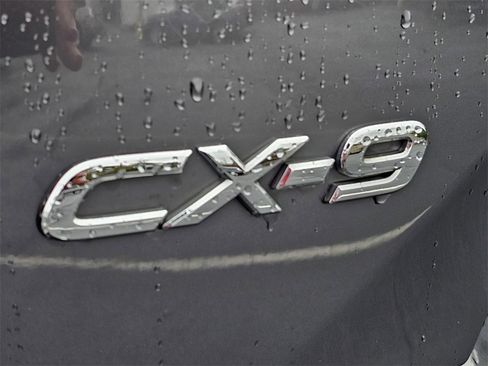 Used 2019 MAZDA CX-9 Touring w/ Touring Premium Package image 12