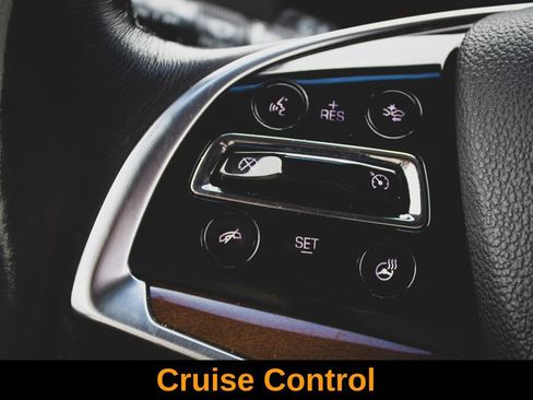 Used 2018 Cadillac Escalade Luxury AWD/4WD image 16